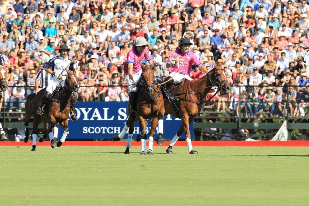 GentilezaMELITO CEREZOAAPpolophotographypolomagazine120campargabiertodepolopalermoargentina2013 1