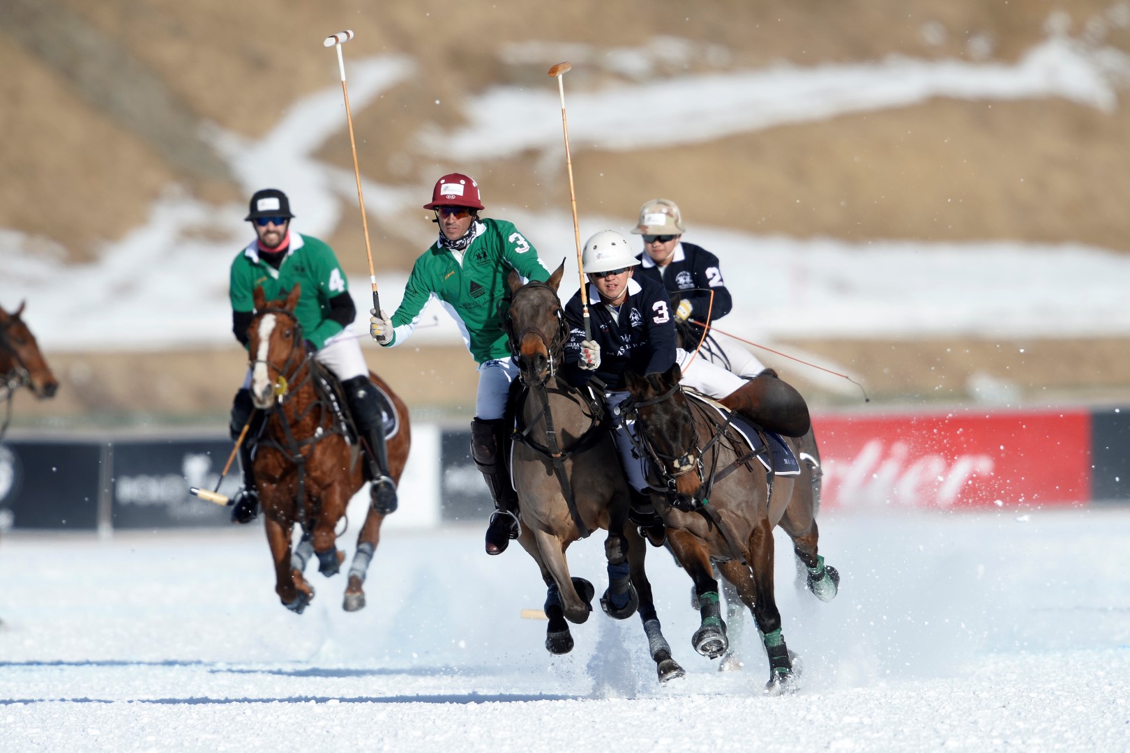 27 01 17-0641 32176711670 o