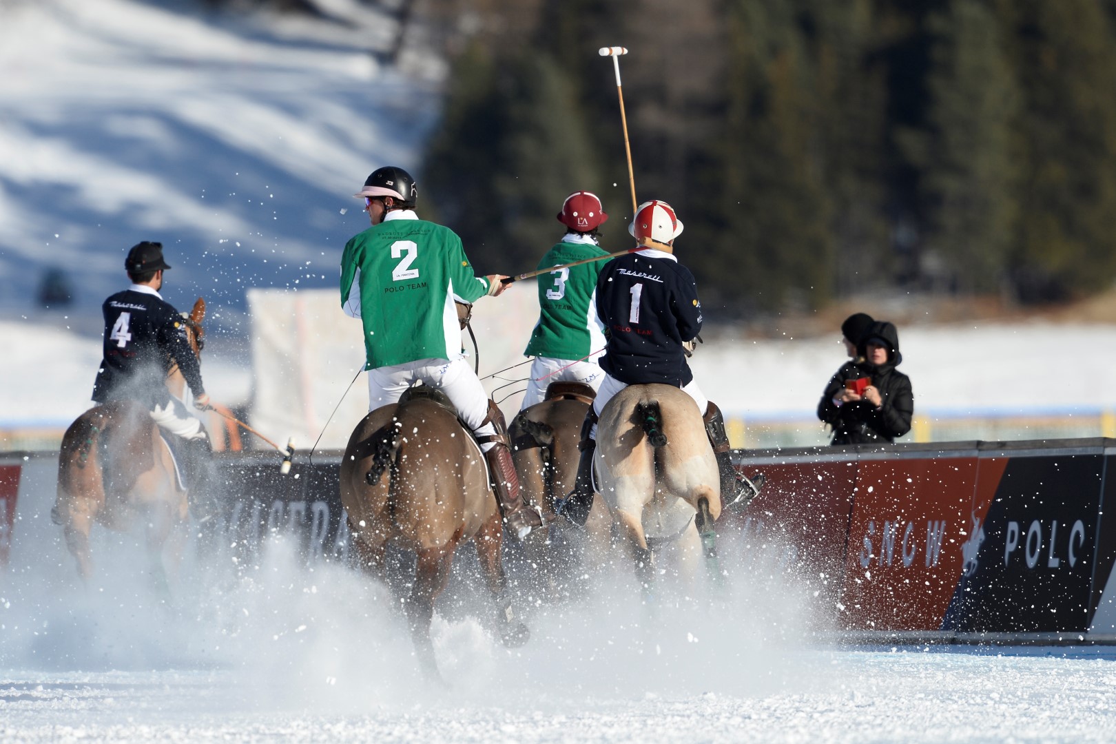 27 01 17-0673 32556074795 o