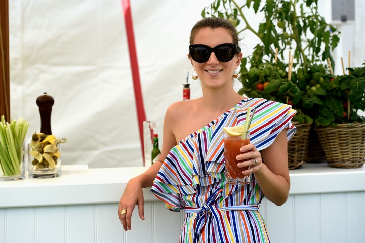 700065097 AJ 5821 BF7AC236FCE1FB5A7303AC818B2D2B82