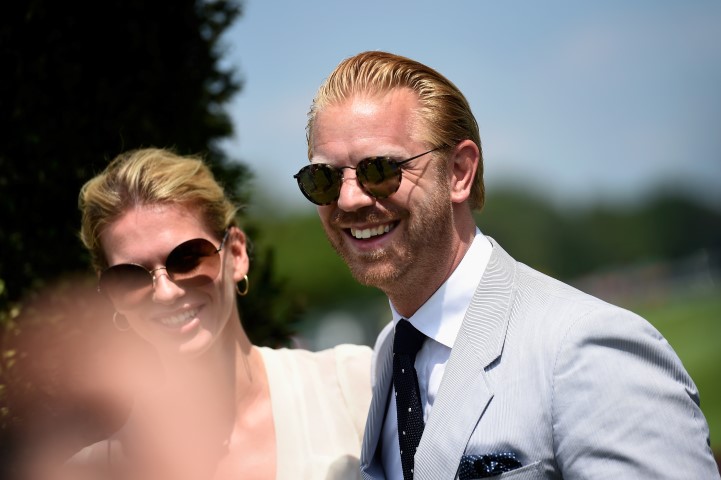 700065097 AJ 5868 E254238F018A05C05EBE53E884AADB97